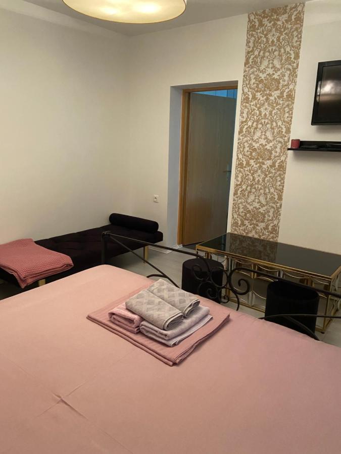 Rooms Milena Senj  Eksteriør bilde